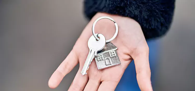 Trusted Broken Key Extraction Holyoke