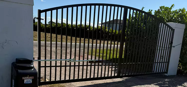 Driveway Fence Repair Holyoke